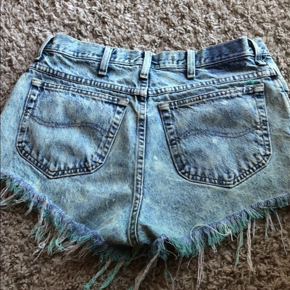 Lee High-waisted Shorts - Picture 2 of 8